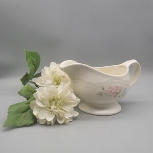 Charming Vintage Pfaltzgraff Tea Rose Gravy Server Sauce Boat